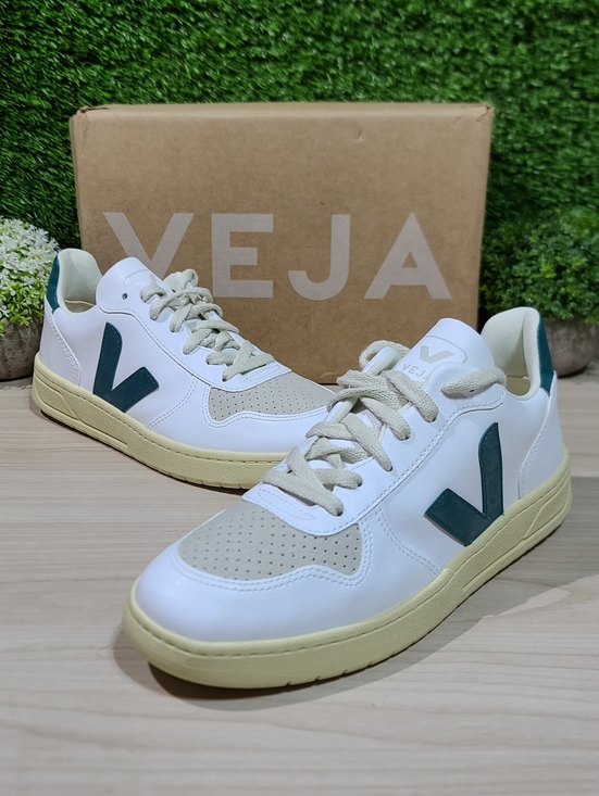 Veja Shoes - Veja V-10 CWL Sneakers White/Brittany - US Women's 9 New